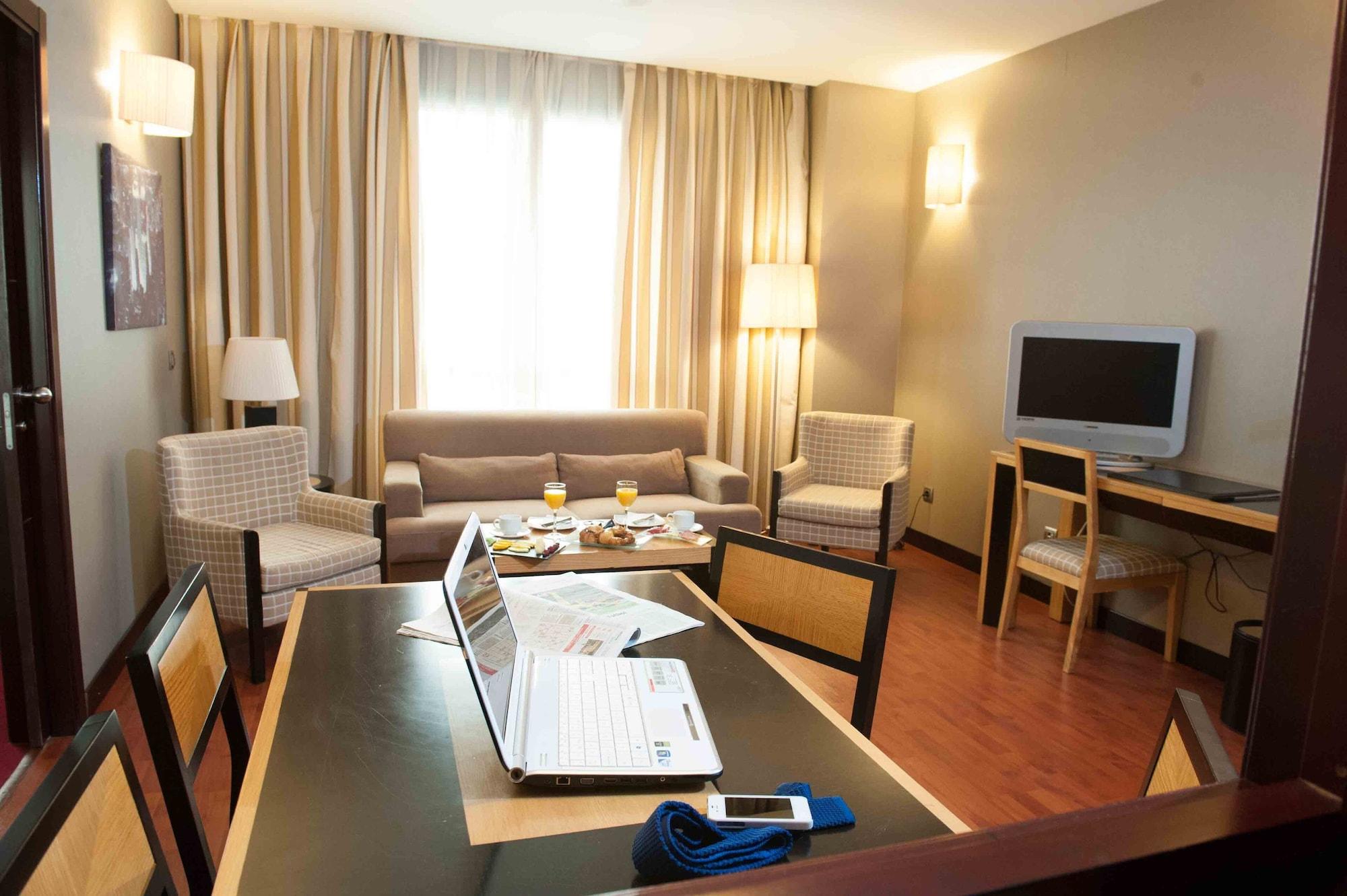 เซอร์โคเทล ปรินเซซา เด เอโบลี Hotel ปินโต ภายนอก รูปภาพ