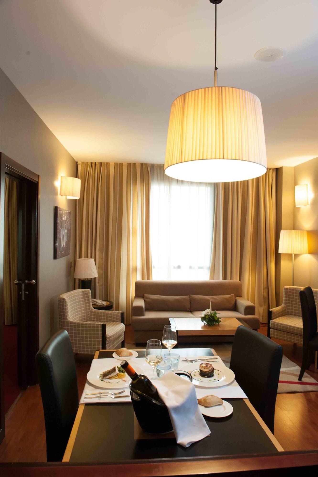 เซอร์โคเทล ปรินเซซา เด เอโบลี Hotel ปินโต ภายนอก รูปภาพ
