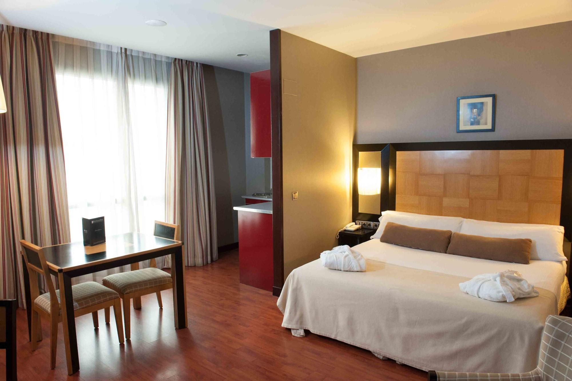 เซอร์โคเทล ปรินเซซา เด เอโบลี Hotel ปินโต ภายนอก รูปภาพ