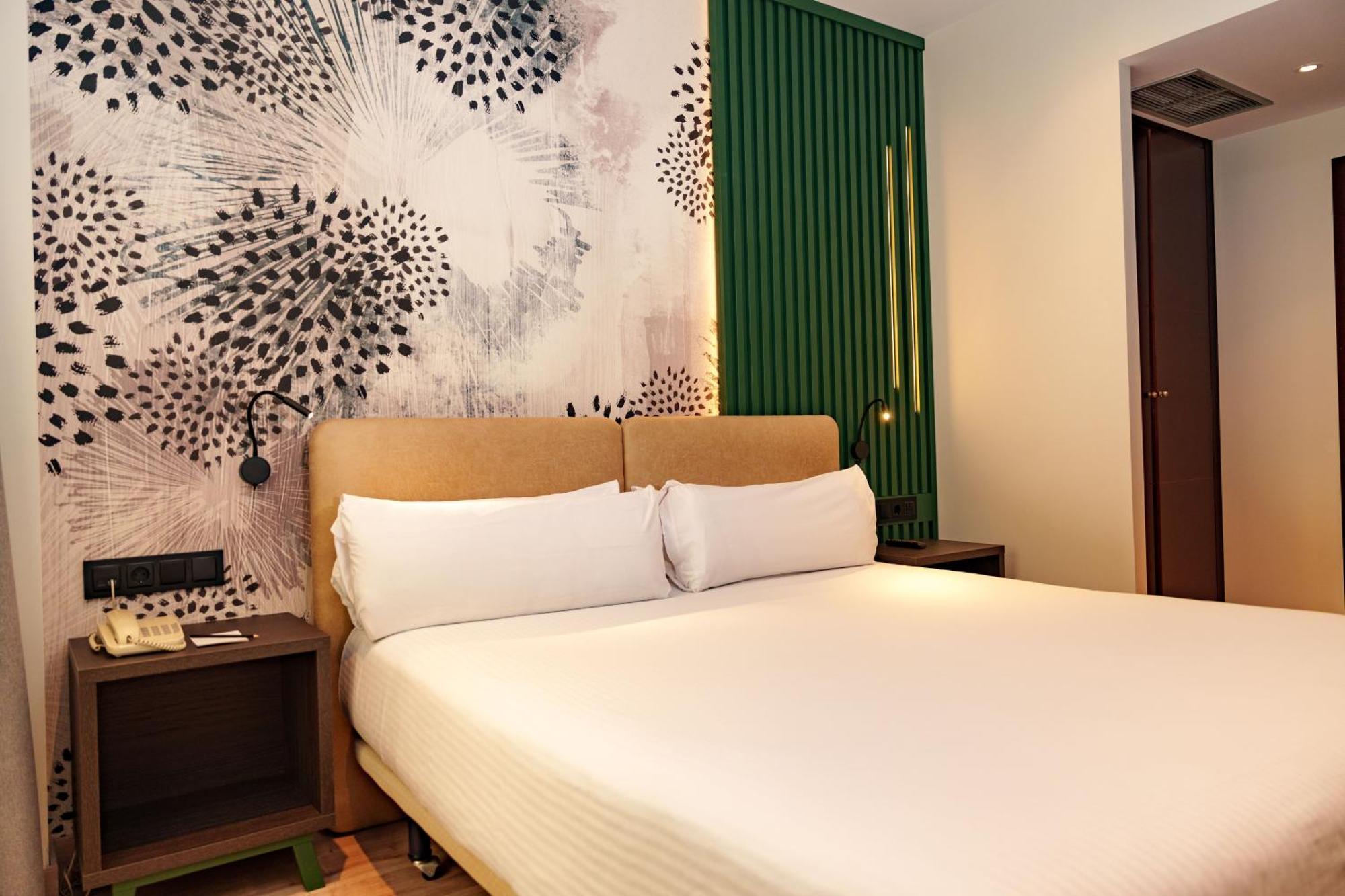 เซอร์โคเทล ปรินเซซา เด เอโบลี Hotel ปินโต ภายนอก รูปภาพ
