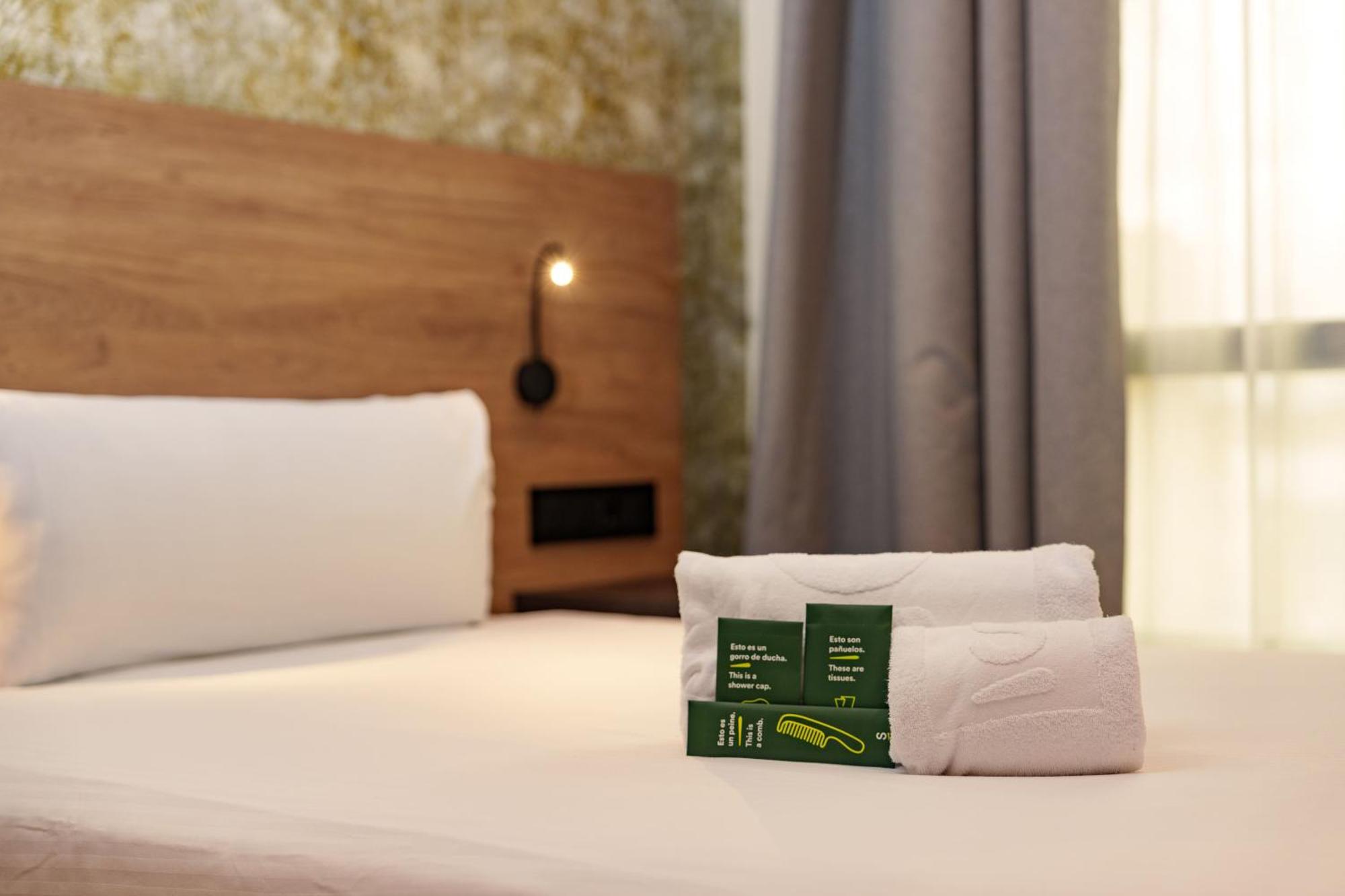 เซอร์โคเทล ปรินเซซา เด เอโบลี Hotel ปินโต ภายนอก รูปภาพ